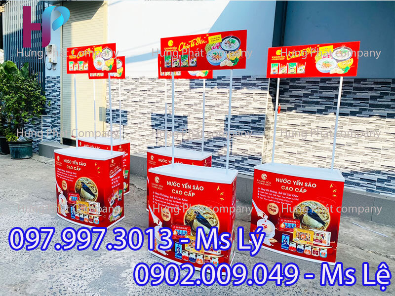 quầy booth sampling gấp gọn bằng nhựa